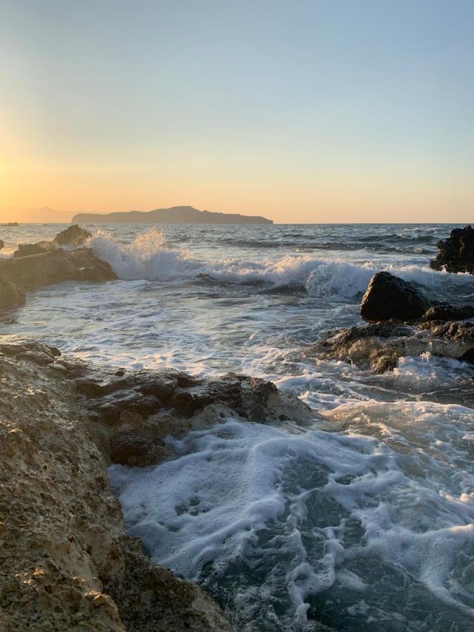 Ouranos Studios Kalamaki Dış mekan fotoğraf