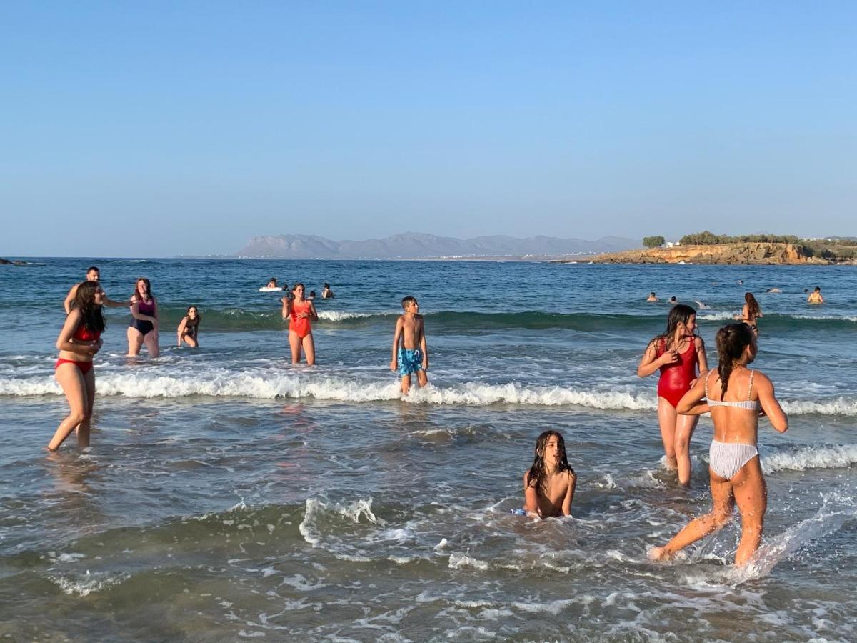 Ouranos Studios Kalamaki Dış mekan fotoğraf