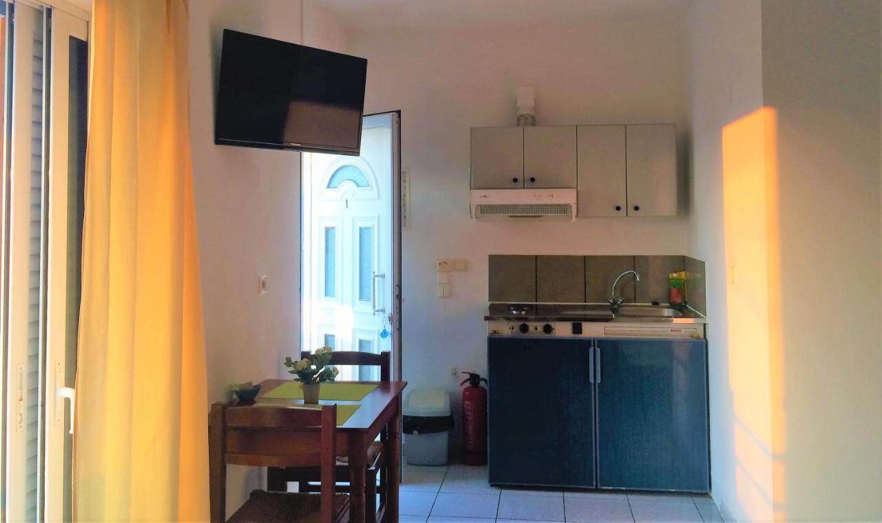 Ouranos Studios Kalamaki Dış mekan fotoğraf